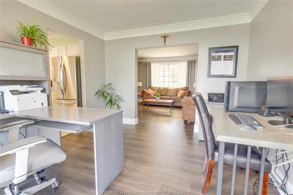 503 Regent, St. Clair Beach, ON