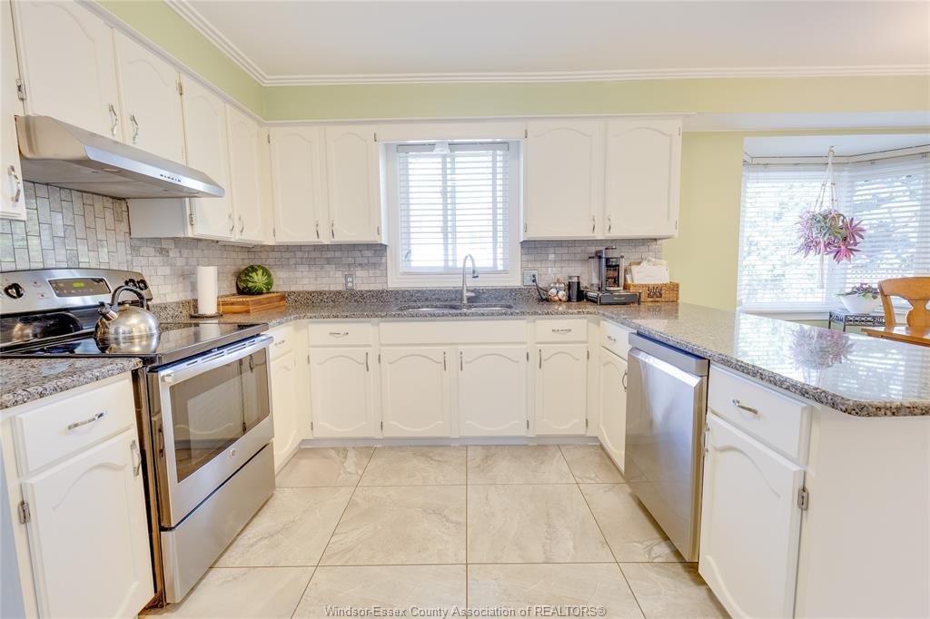 503 Regent, St. Clair Beach, ON