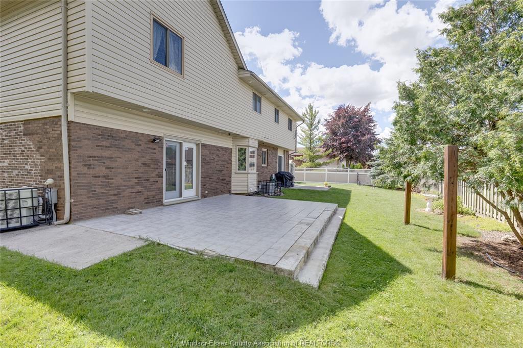503 Regent, St. Clair Beach, ON