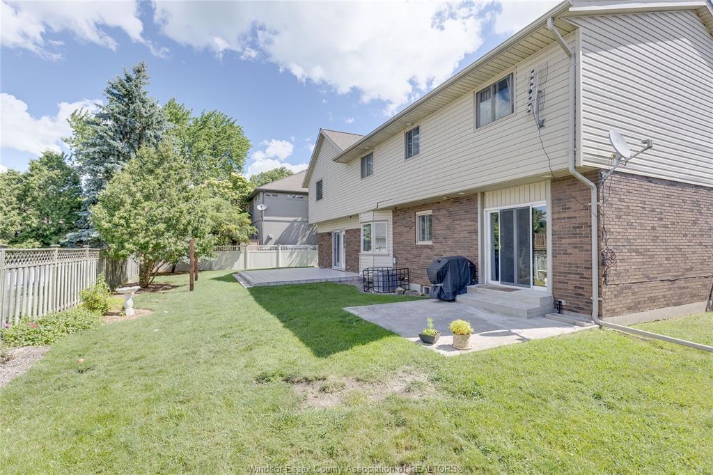 503 Regent, St. Clair Beach, ON