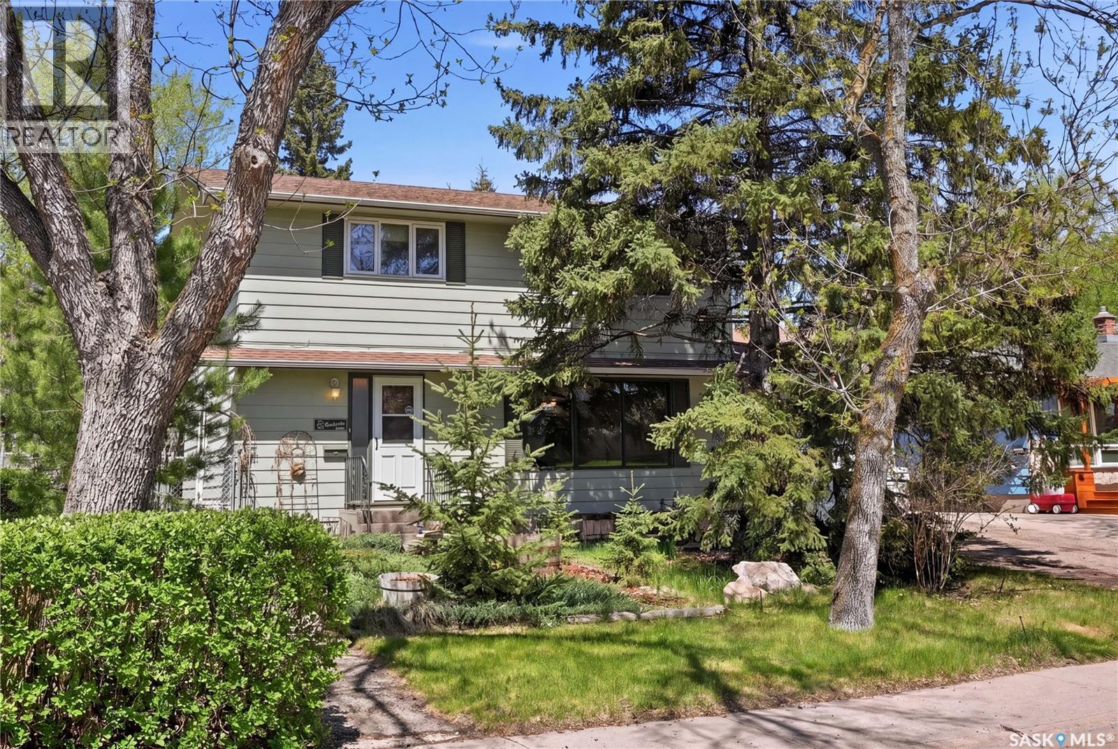 2338 Easthill, Saskatoon, SK