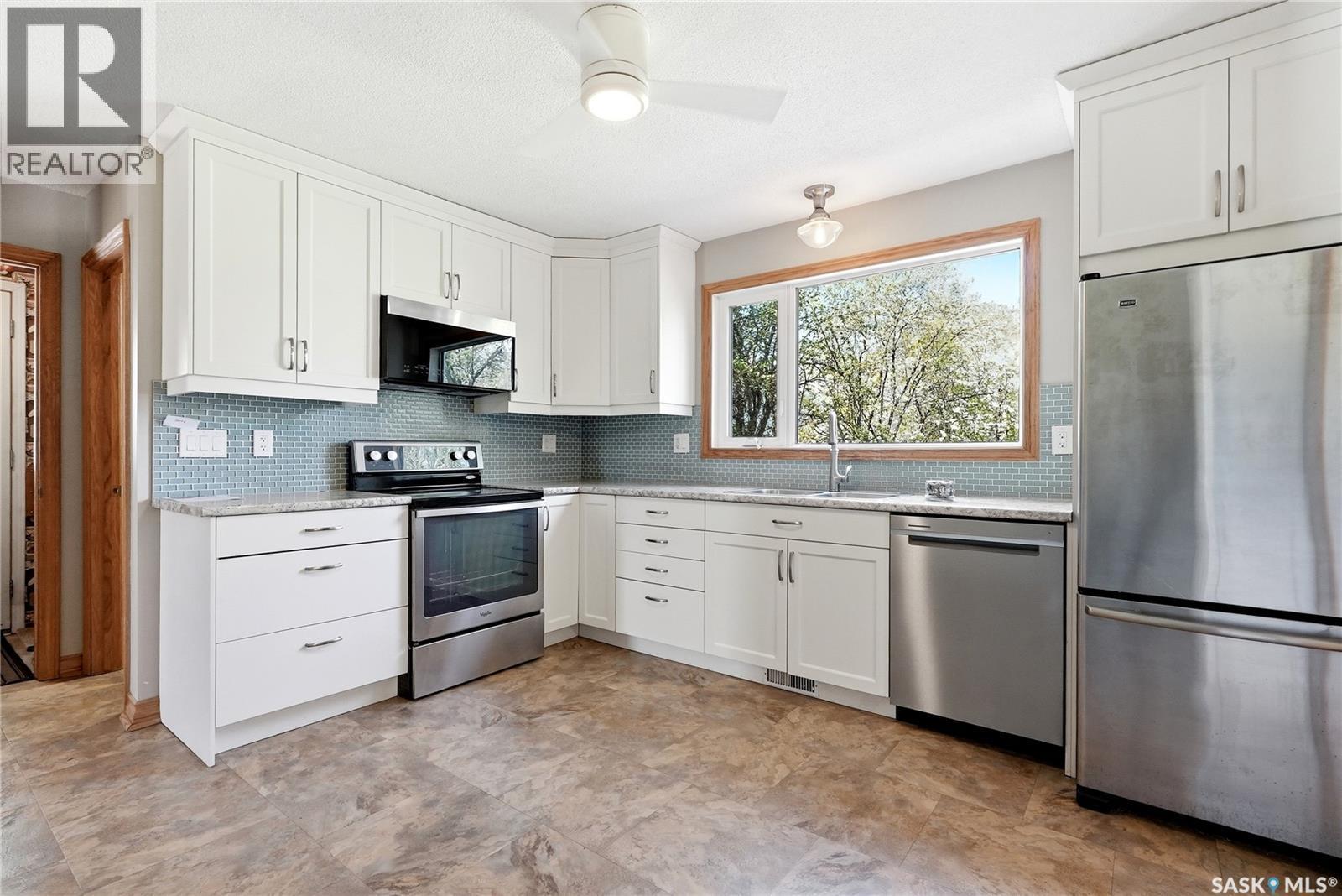 2338 Easthill, Saskatoon, SK