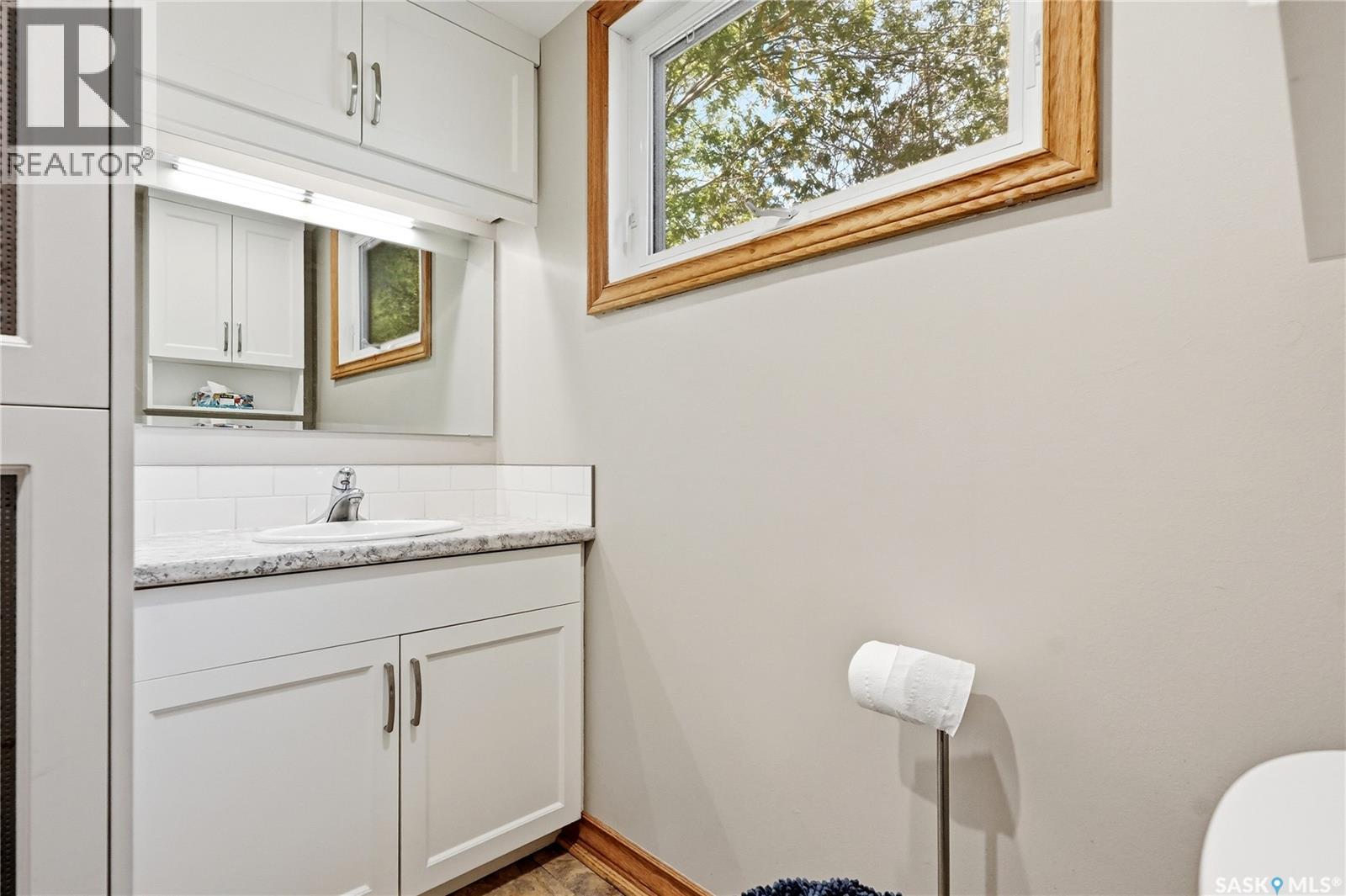2338 Easthill, Saskatoon, SK