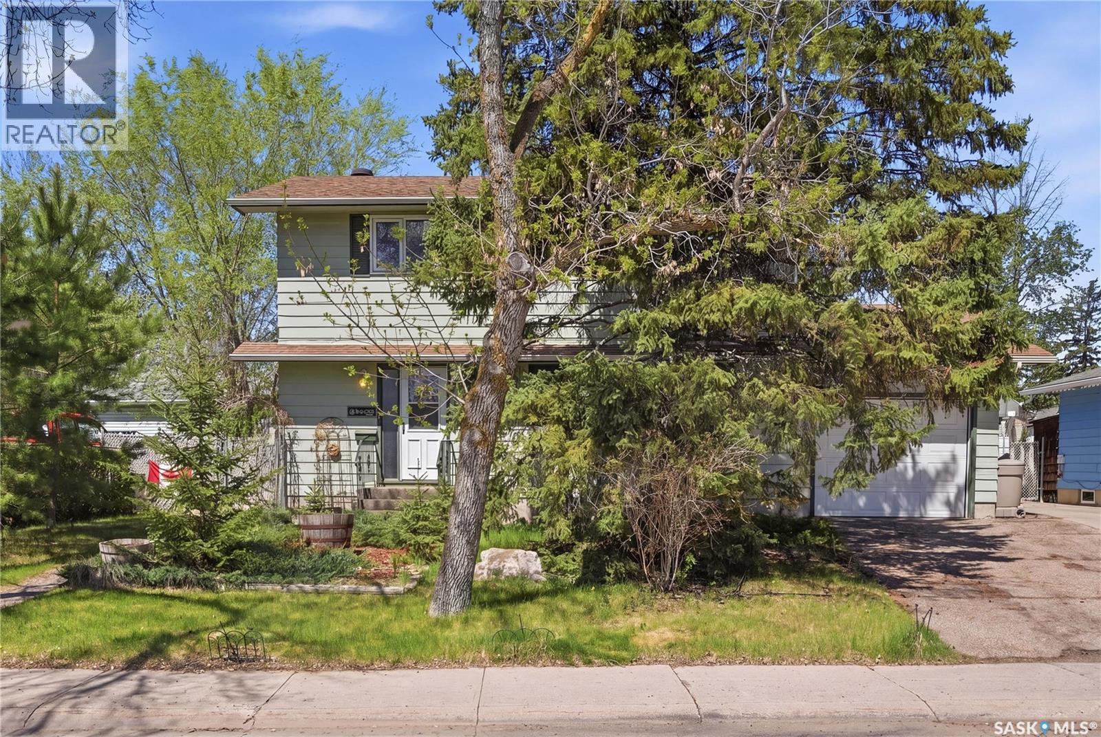 2338 Easthill, Saskatoon, SK