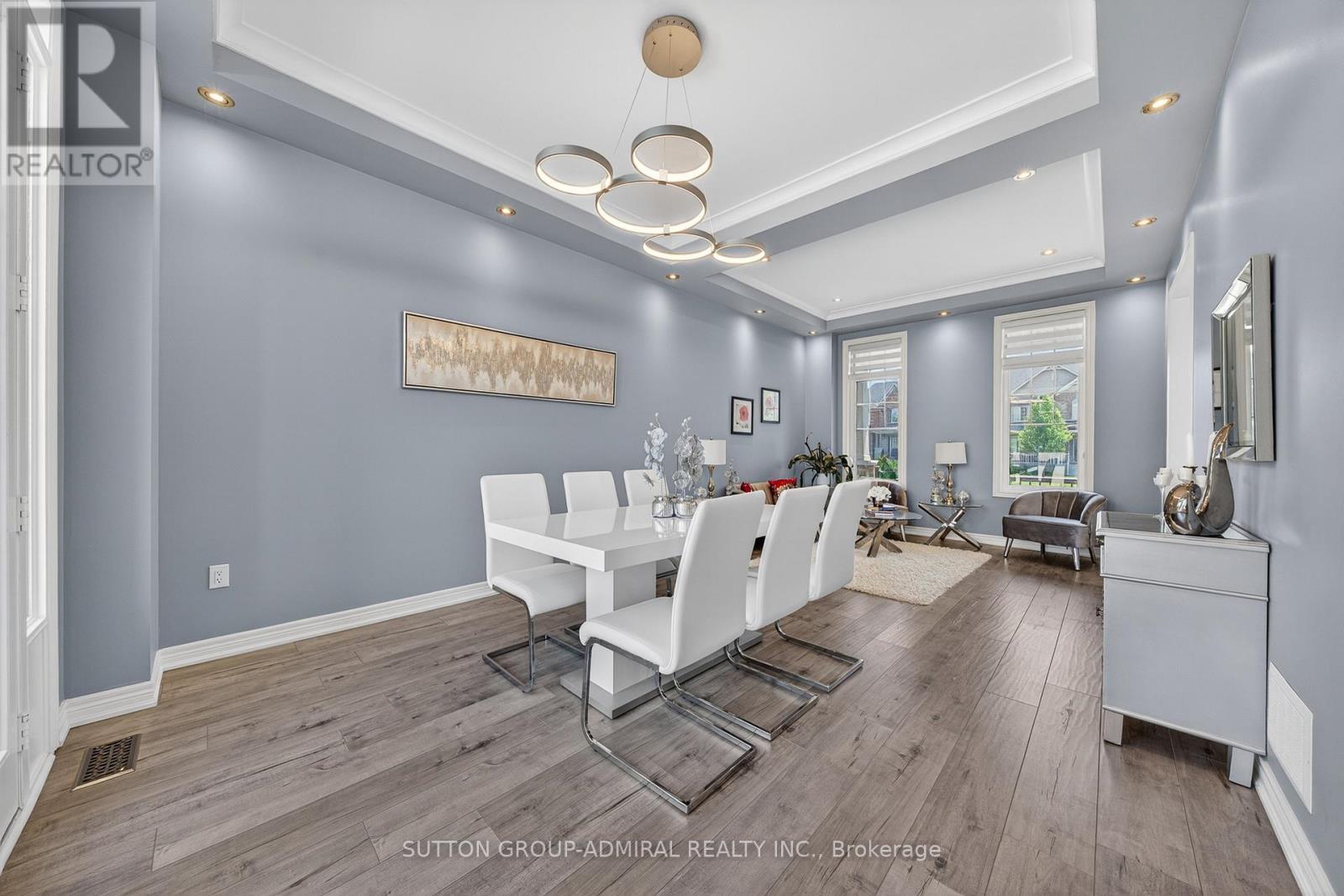 187 Trail Boulevard, Springwater, ON