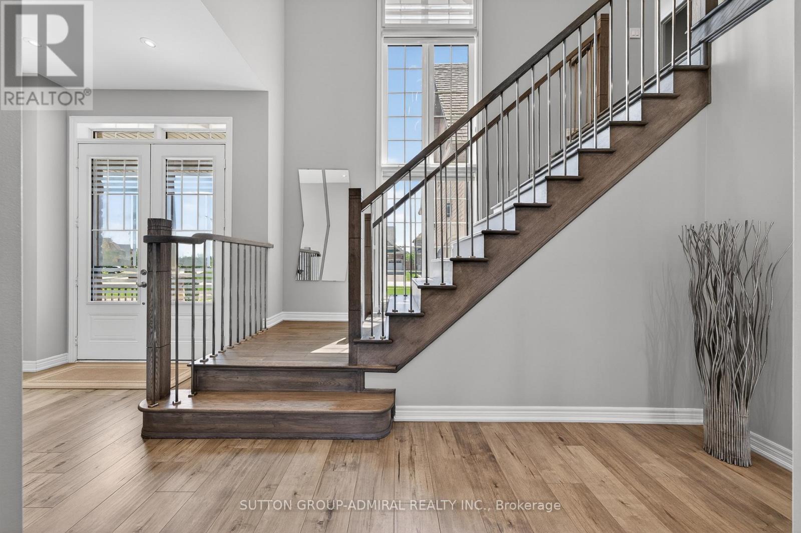 187 Trail Boulevard, Springwater, ON