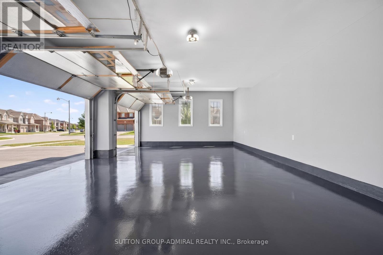 187 Trail Boulevard, Springwater, ON