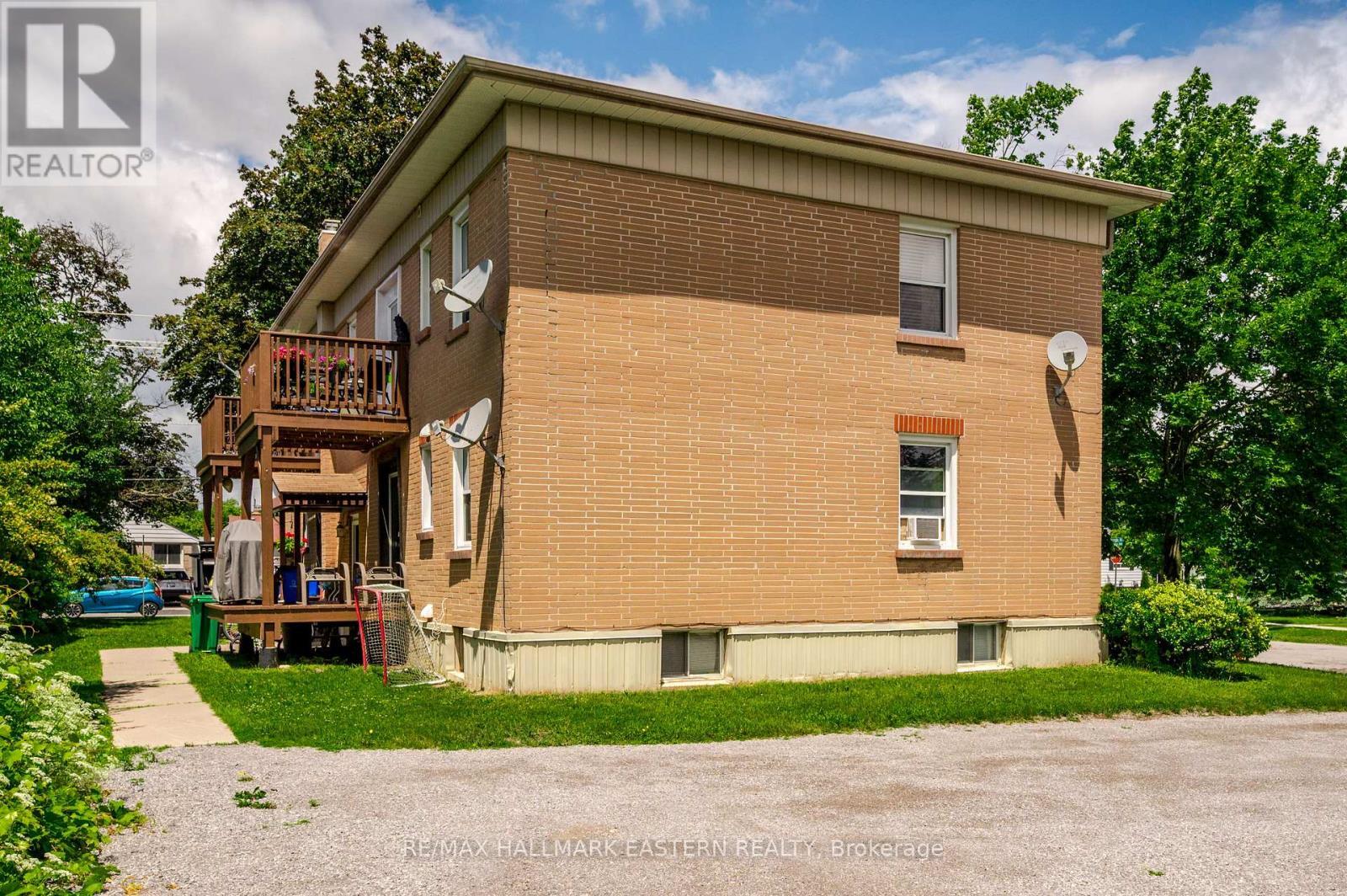 809 Nicholls Street, Peterborough (Northcrest Ward 5), ON