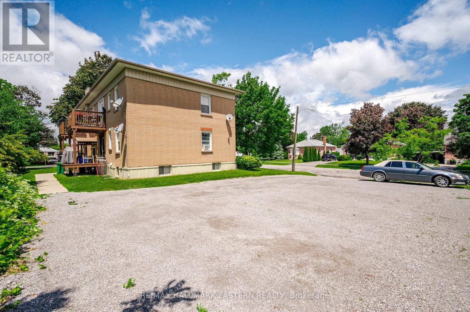 809 Nicholls Street, Peterborough (Northcrest Ward 5), ON