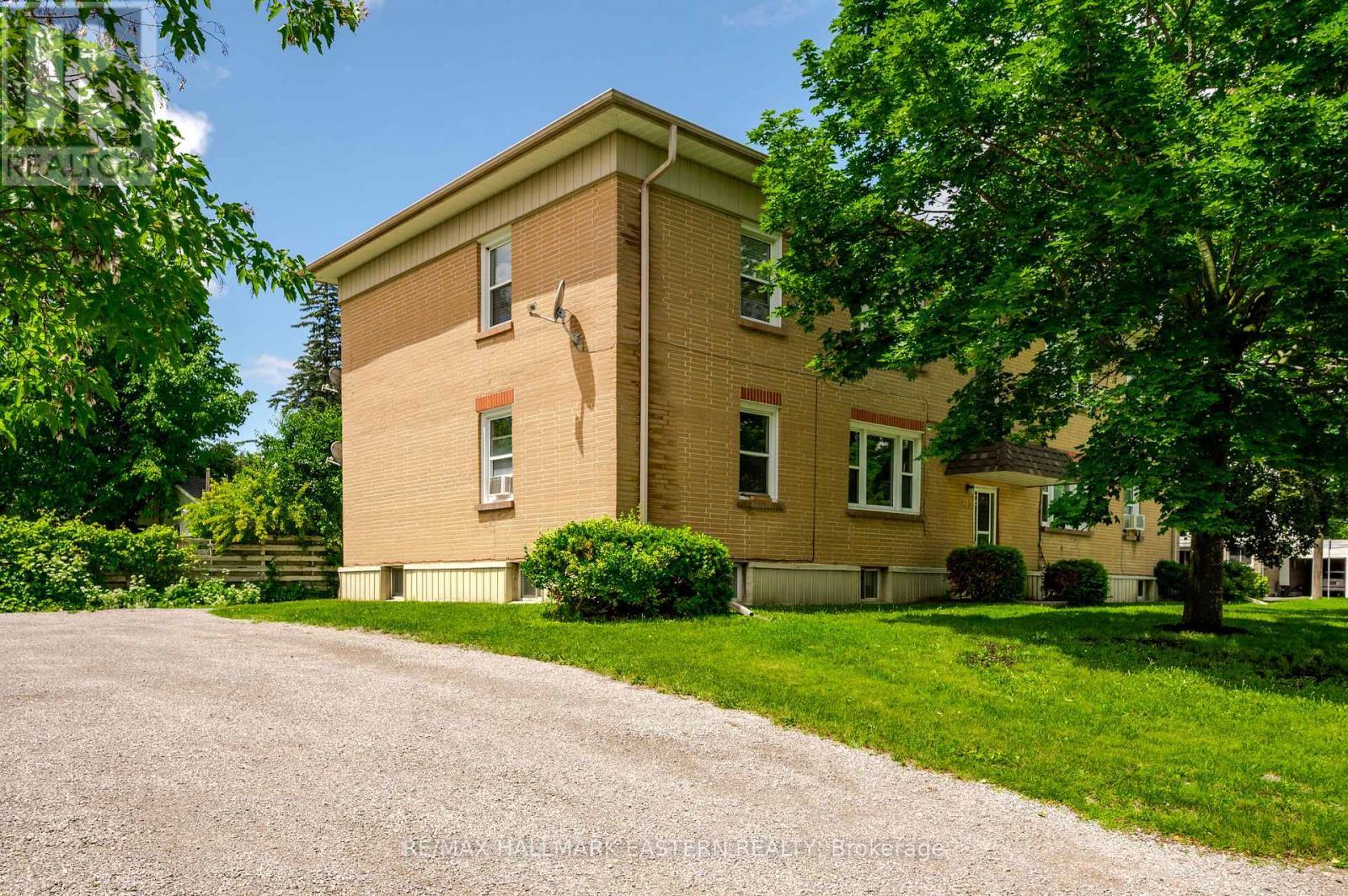 809 Nicholls Street, Peterborough (Northcrest Ward 5), ON