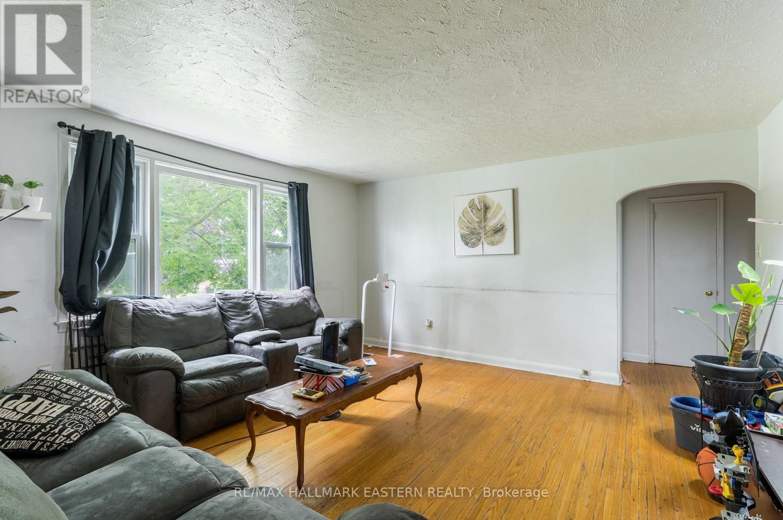809 Nicholls Street, Peterborough (Northcrest Ward 5), ON