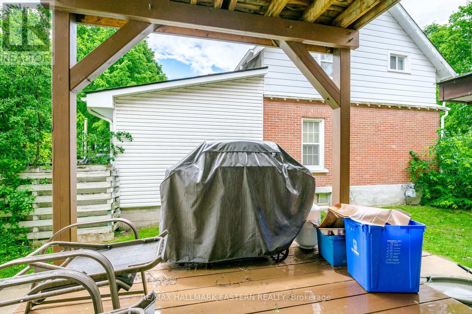 809 Nicholls Street, Peterborough (Northcrest Ward 5), ON