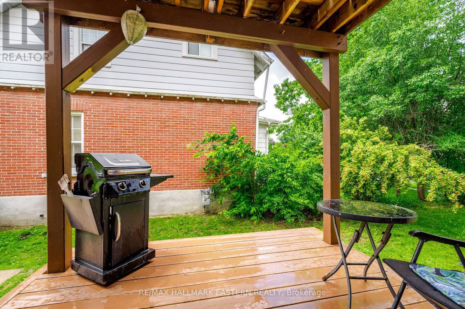 809 Nicholls Street, Peterborough (Northcrest Ward 5), ON