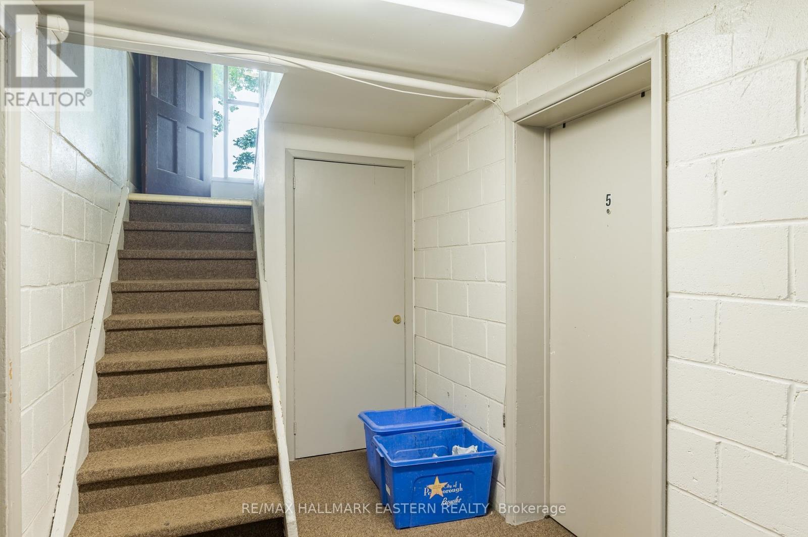 809 Nicholls Street, Peterborough (Northcrest Ward 5), ON