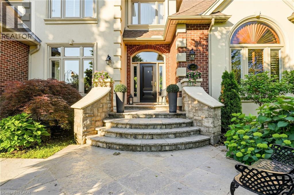 1111 Crofton Way, Burlington, ON