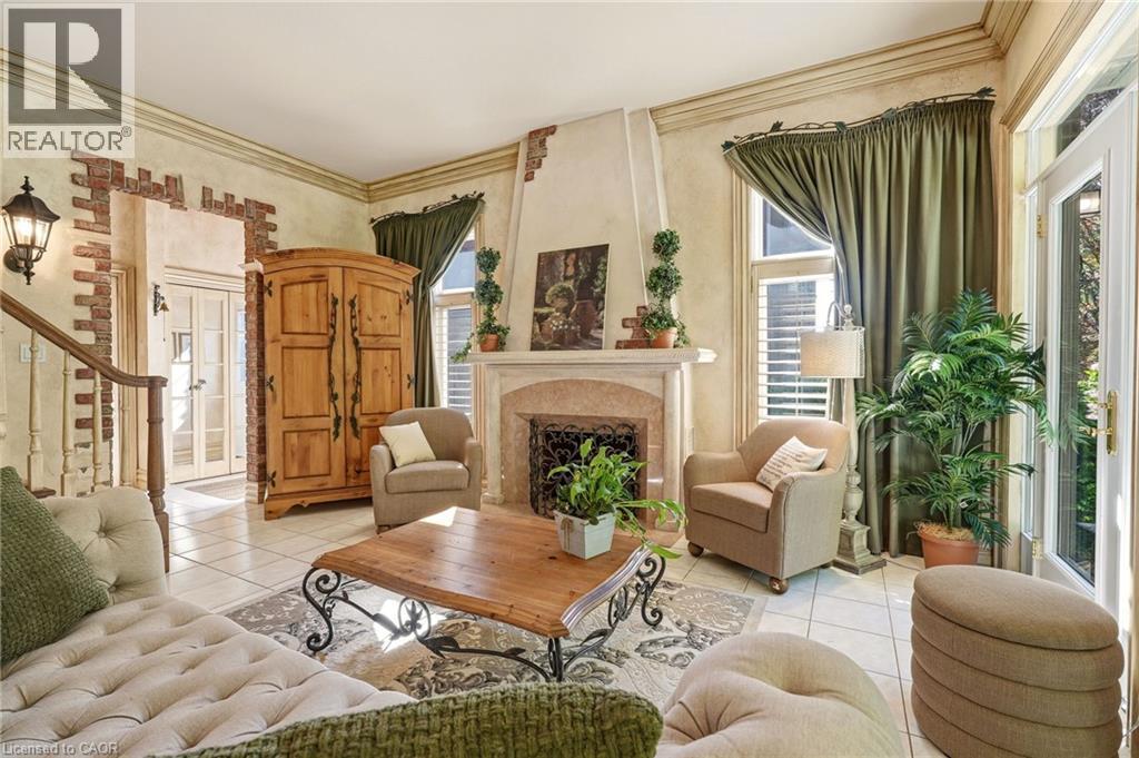 1111 Crofton Way, Burlington, ON