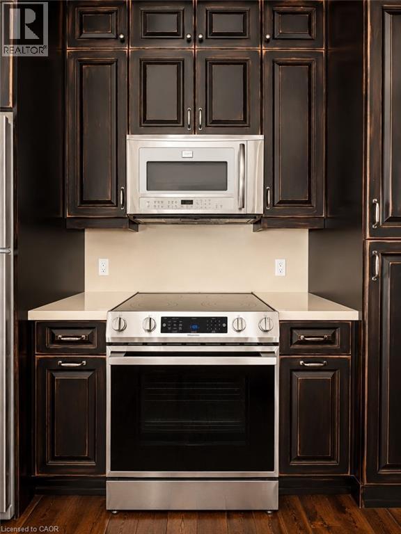 6115 Guelph Line, Burlington, ON - Indoor Photo Showing Kitchen