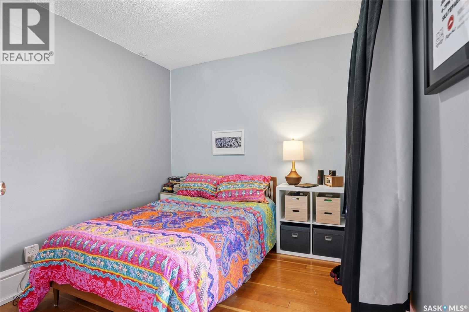 902 10Th Street E, Saskatoon, SK