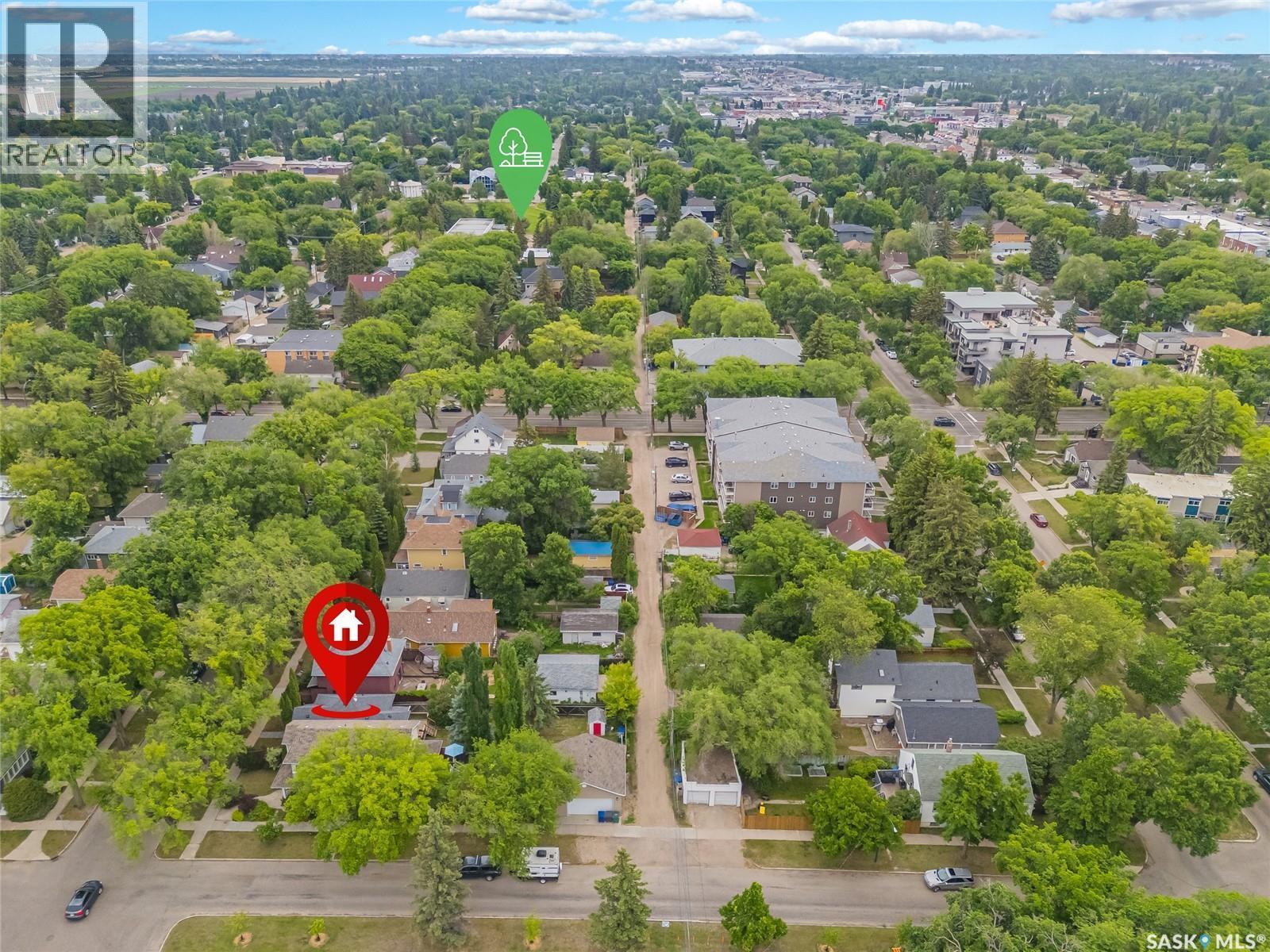 902 10Th Street E, Saskatoon, SK