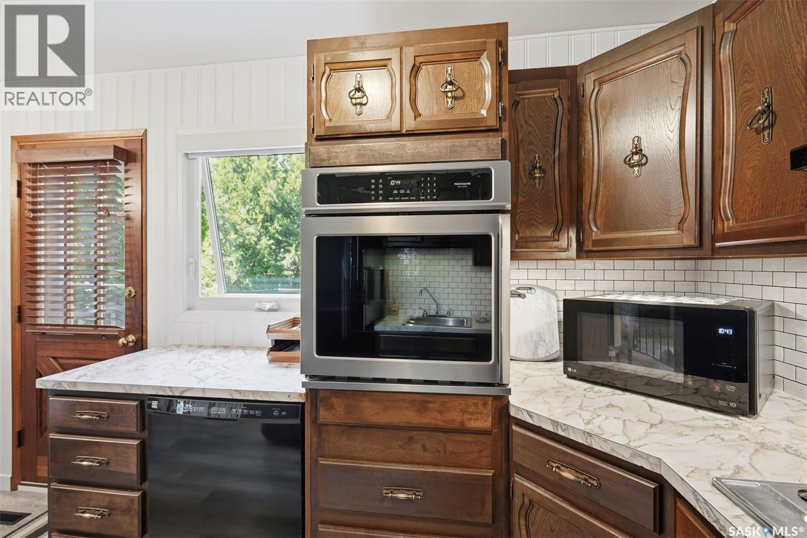 2607 Dufferin Avenue, Saskatoon, SK
