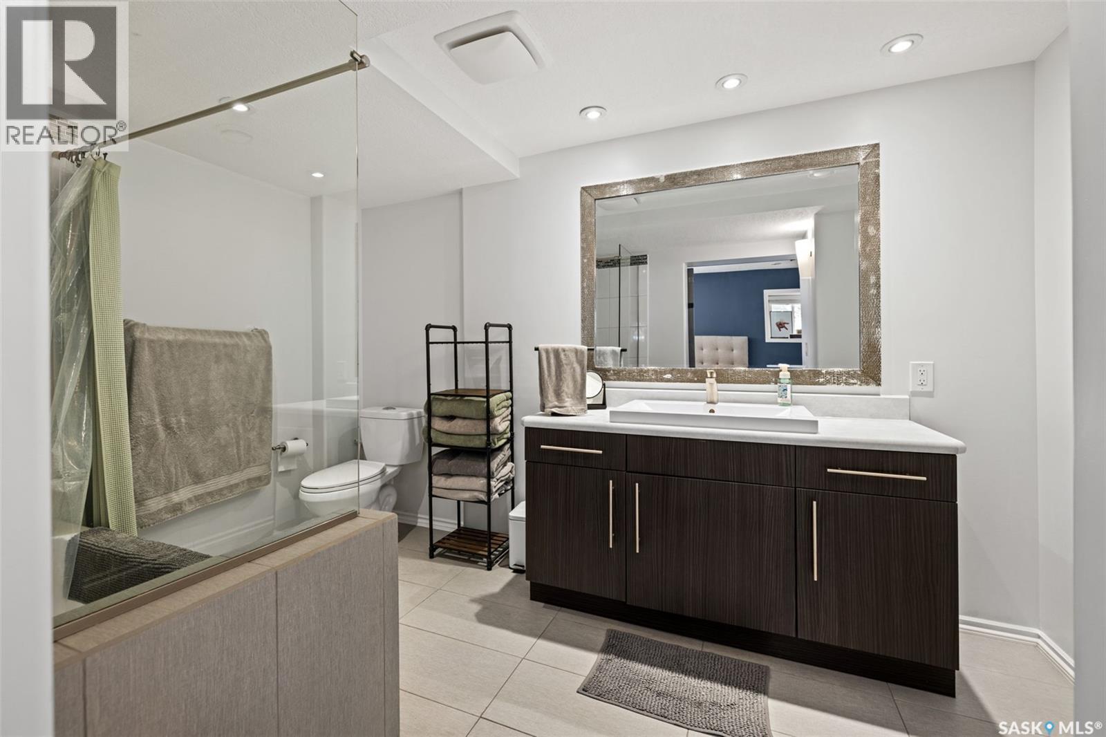 4835 7Th Avenue, Regina, SK