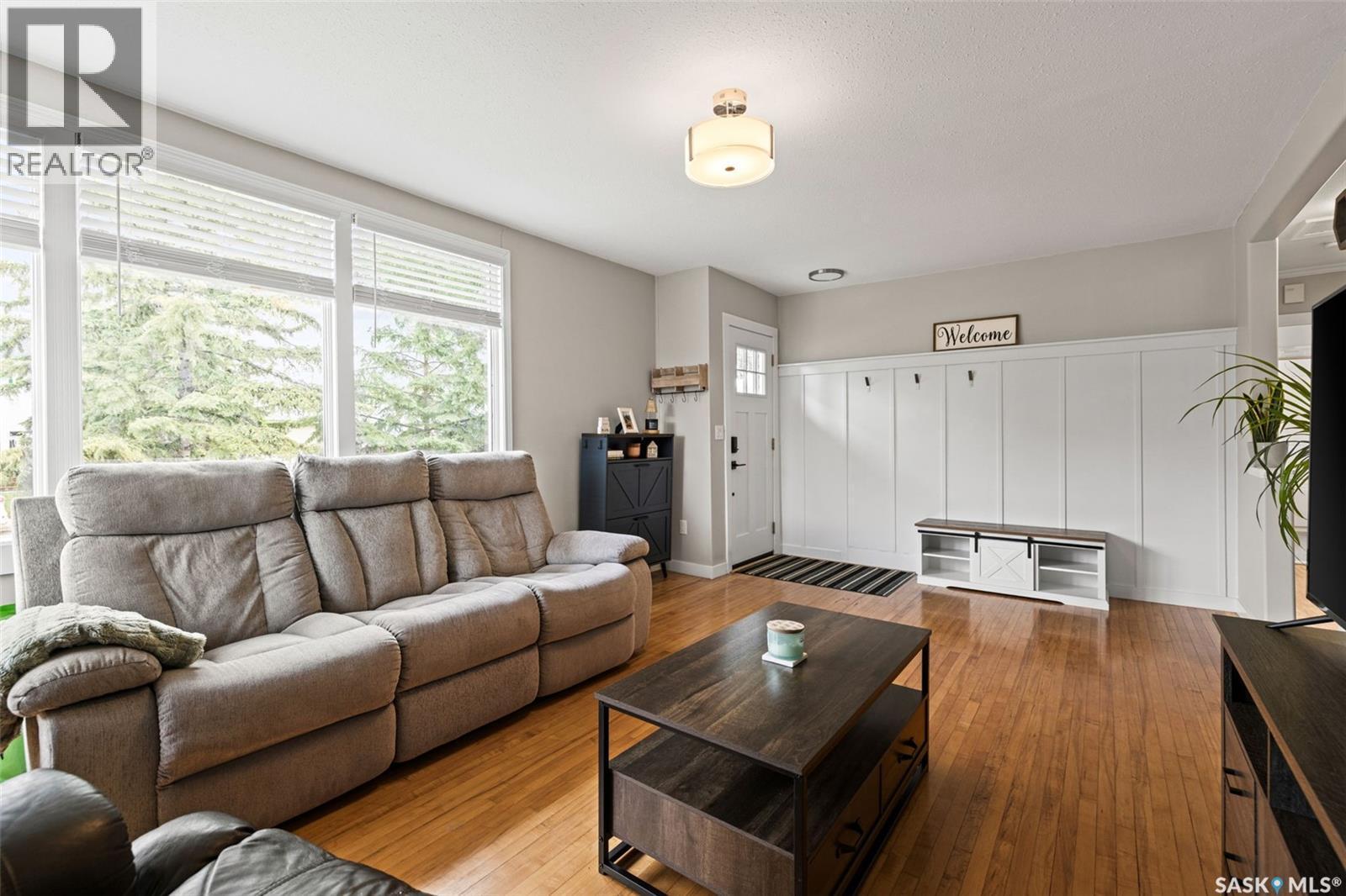 4835 7Th Avenue, Regina, SK