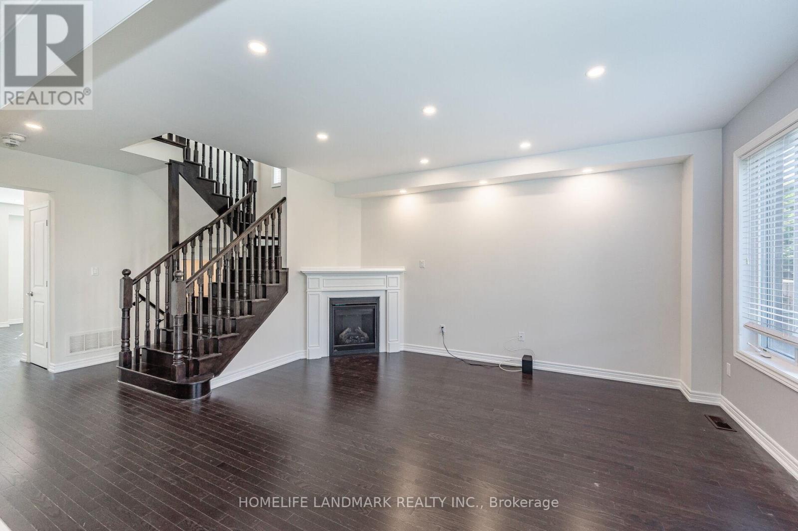 3899 Arvona Place, Mississauga, ON