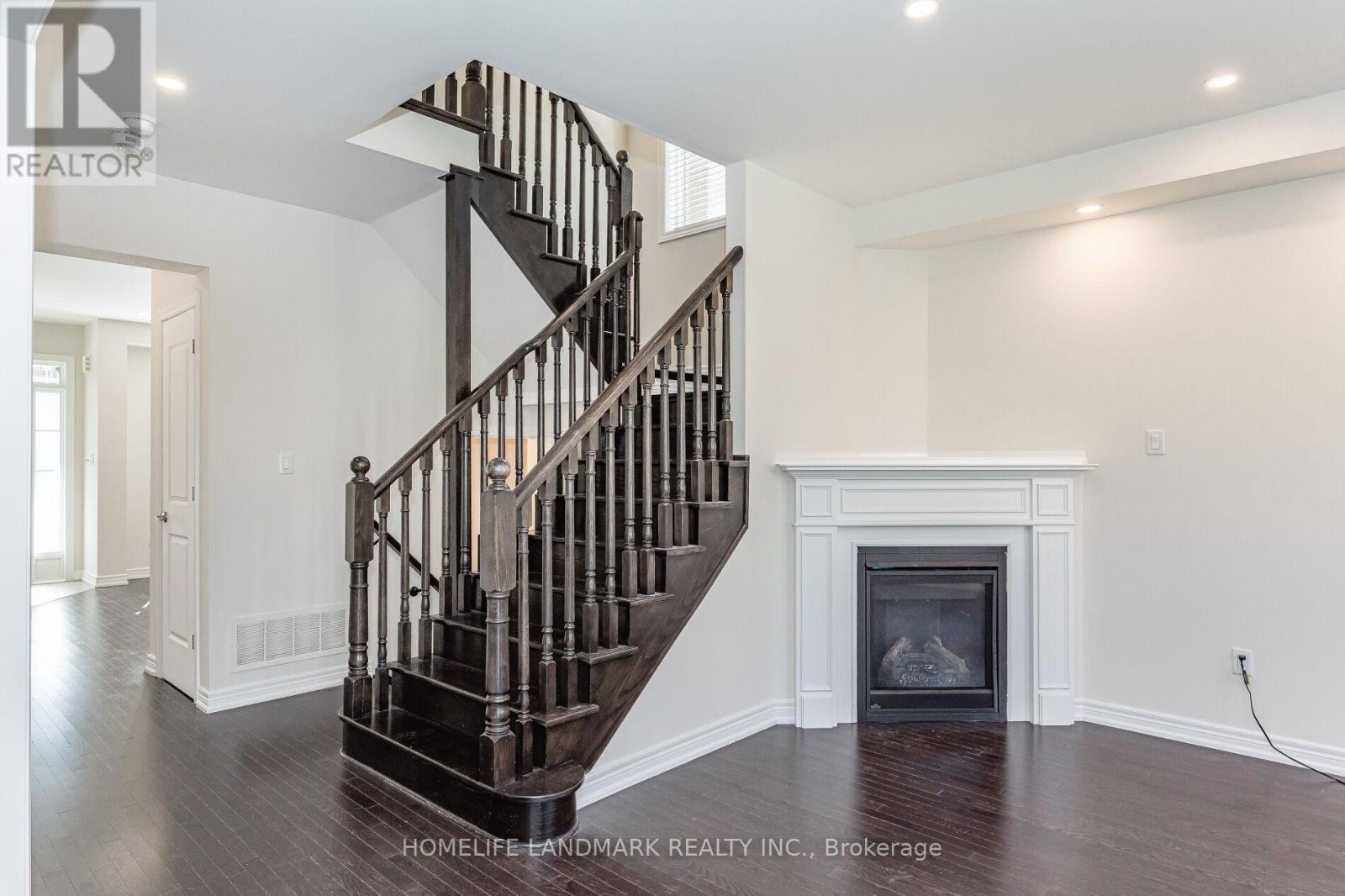 3899 Arvona Place, Mississauga, ON