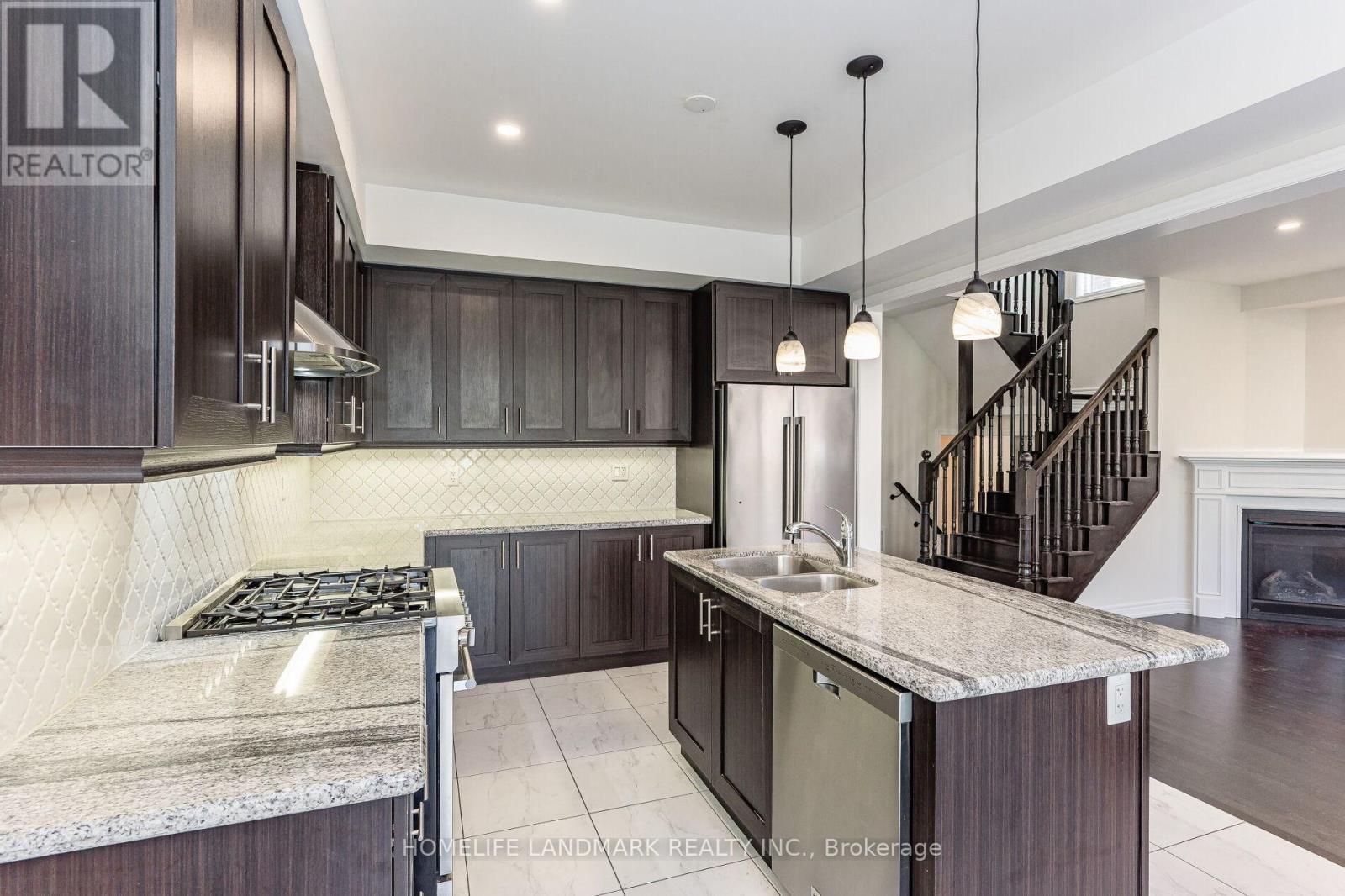 3899 Arvona Place, Mississauga, ON