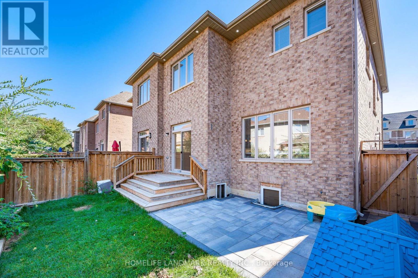 3899 Arvona Place, Mississauga, ON