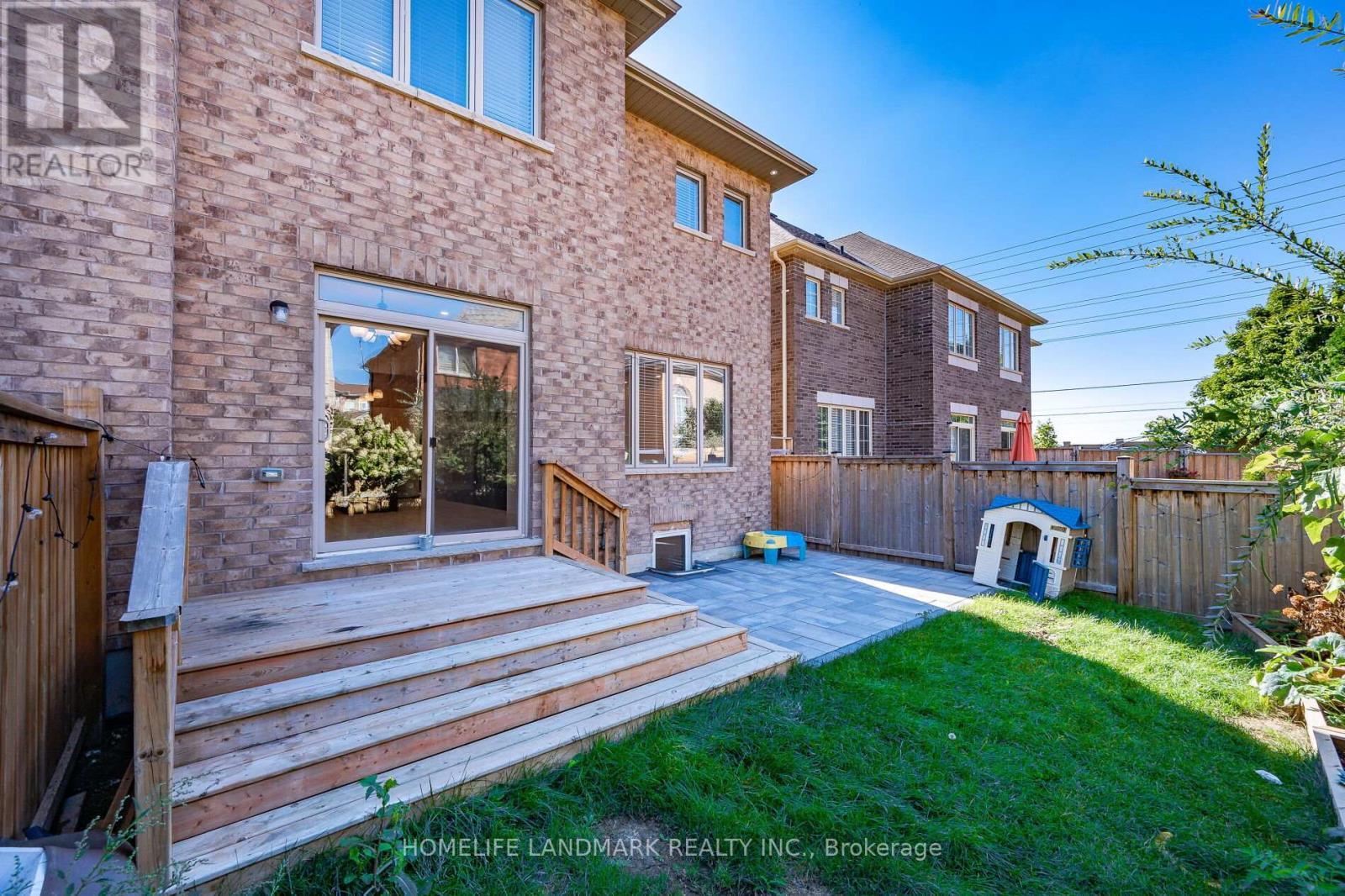 3899 Arvona Place, Mississauga, ON