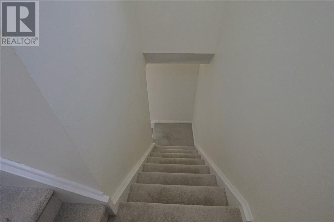 12 Downsview Crescent, Ottawa, ON