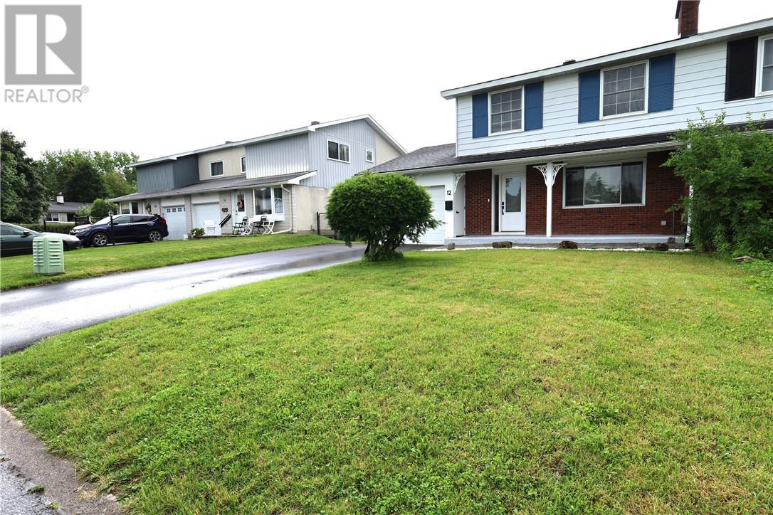 12 Downsview Crescent, Ottawa, ON