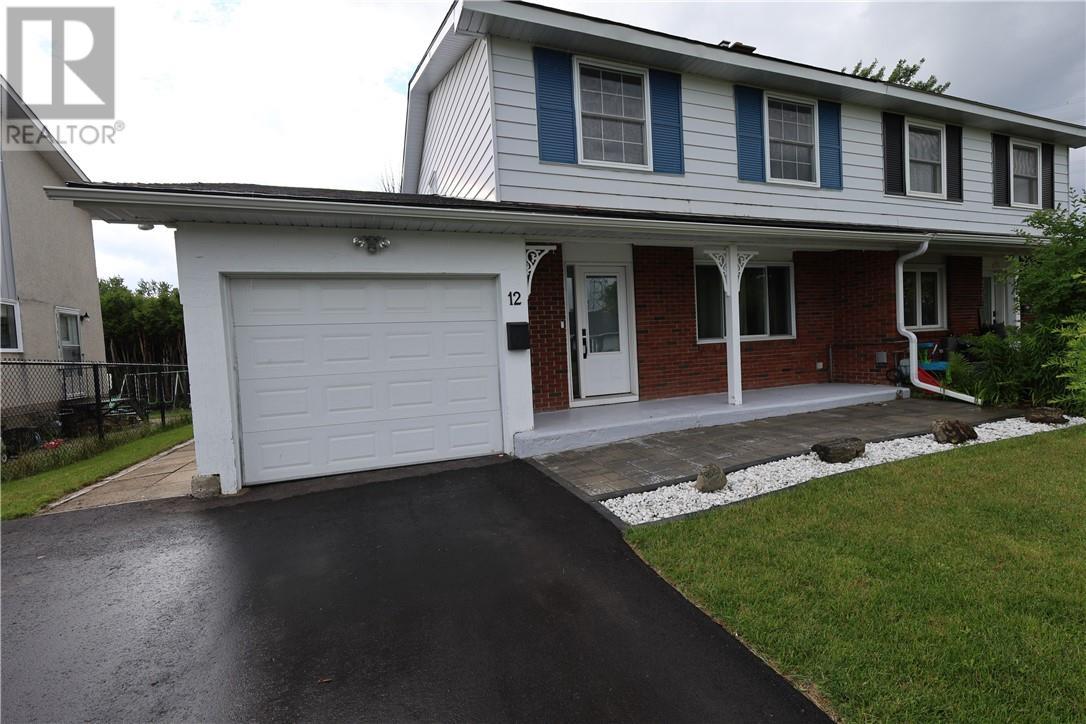 12 Downsview Crescent, Ottawa, ON