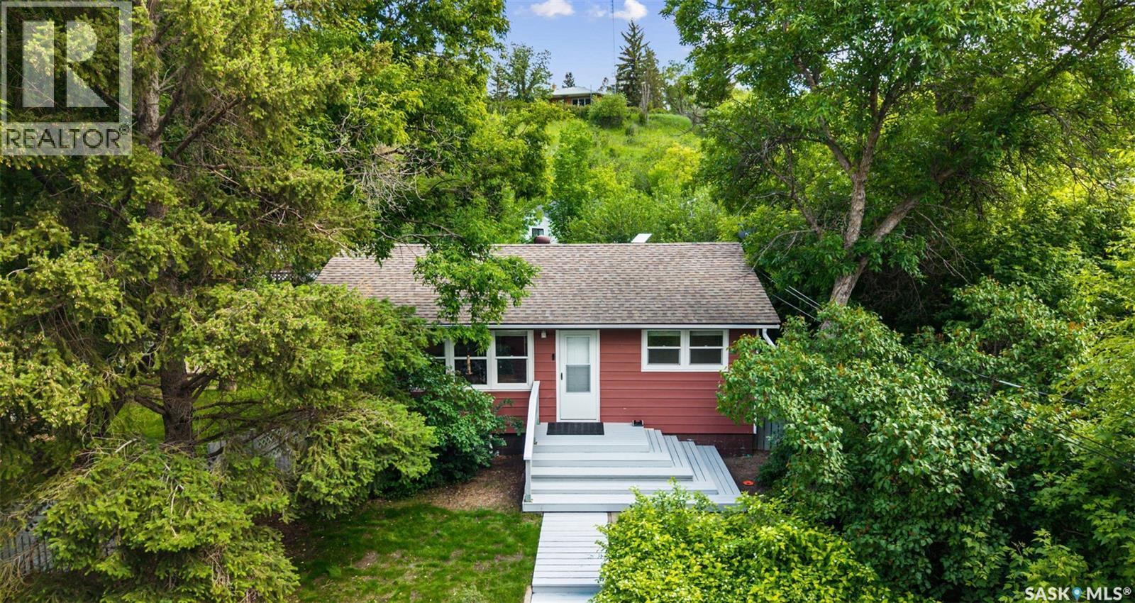 95 Qu'Appelle Drive E, Lumsden, SK