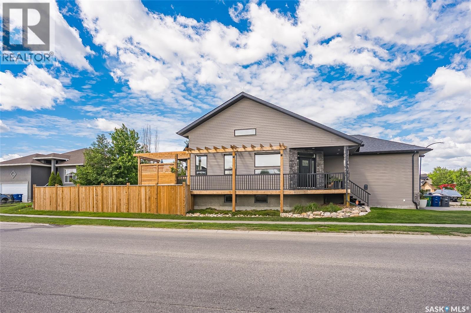 519 Trimble Crescent, Saskatoon, SK