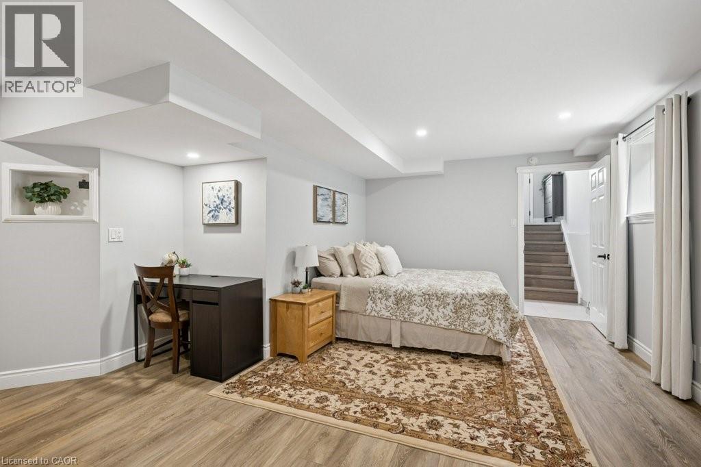 530 Penny Lane, Waterloo, ON