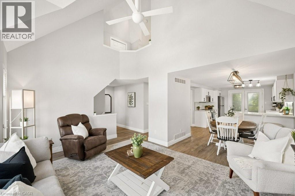 530 Penny Lane, Waterloo, ON