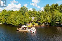 8 LAKEVIEW CRESCENT Mckellar, ON P2A 0B5