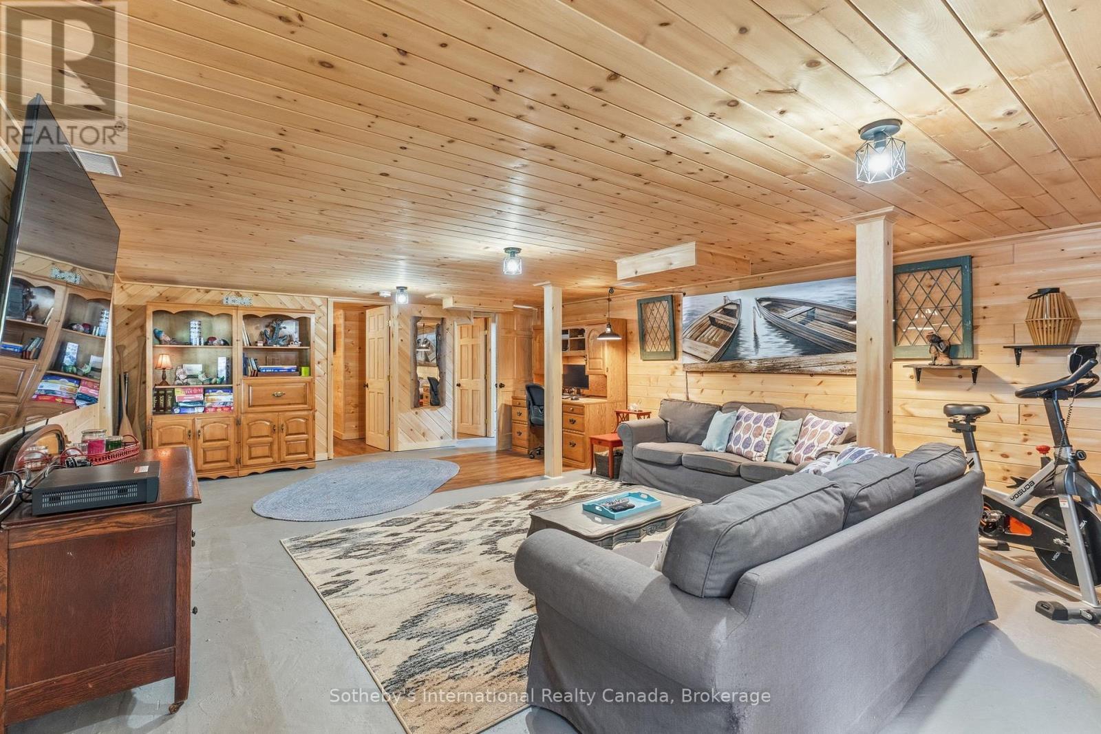 8 Lakeview Crescent, Mckellar, ON - Indoor