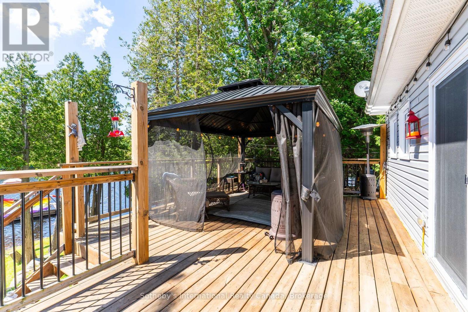 8 Lakeview Crescent, Mckellar, ON - Outdoor With Deck Patio Veranda With Exterior
