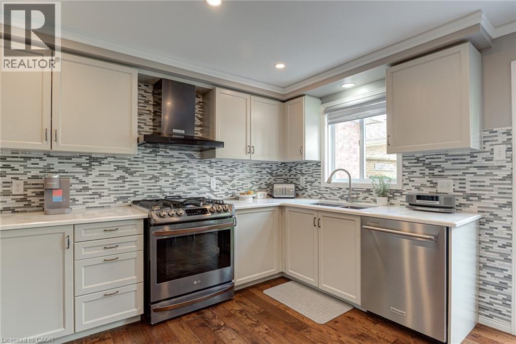 479 Timbercroft Crescent, Waterloo, ON