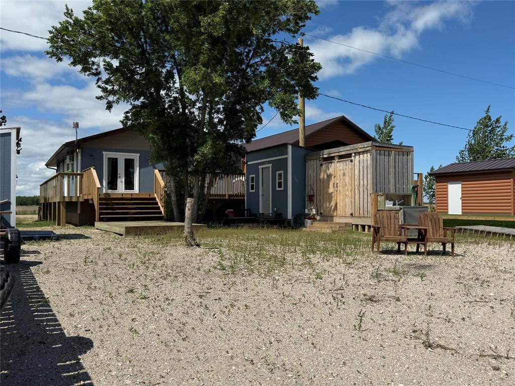 6 Beach Road, Langruth, MB