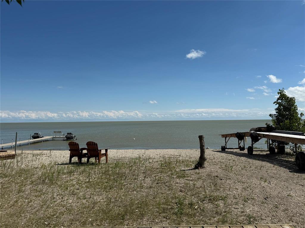 6 Beach Road, Langruth, MB