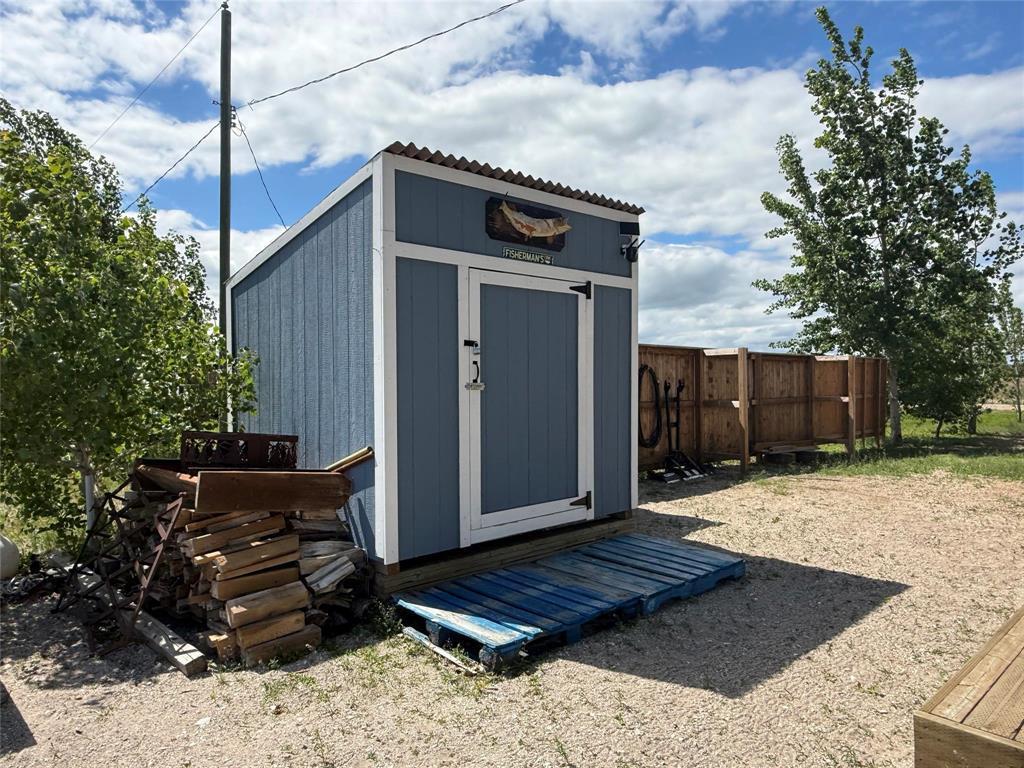 6 Beach Road, Langruth, MB