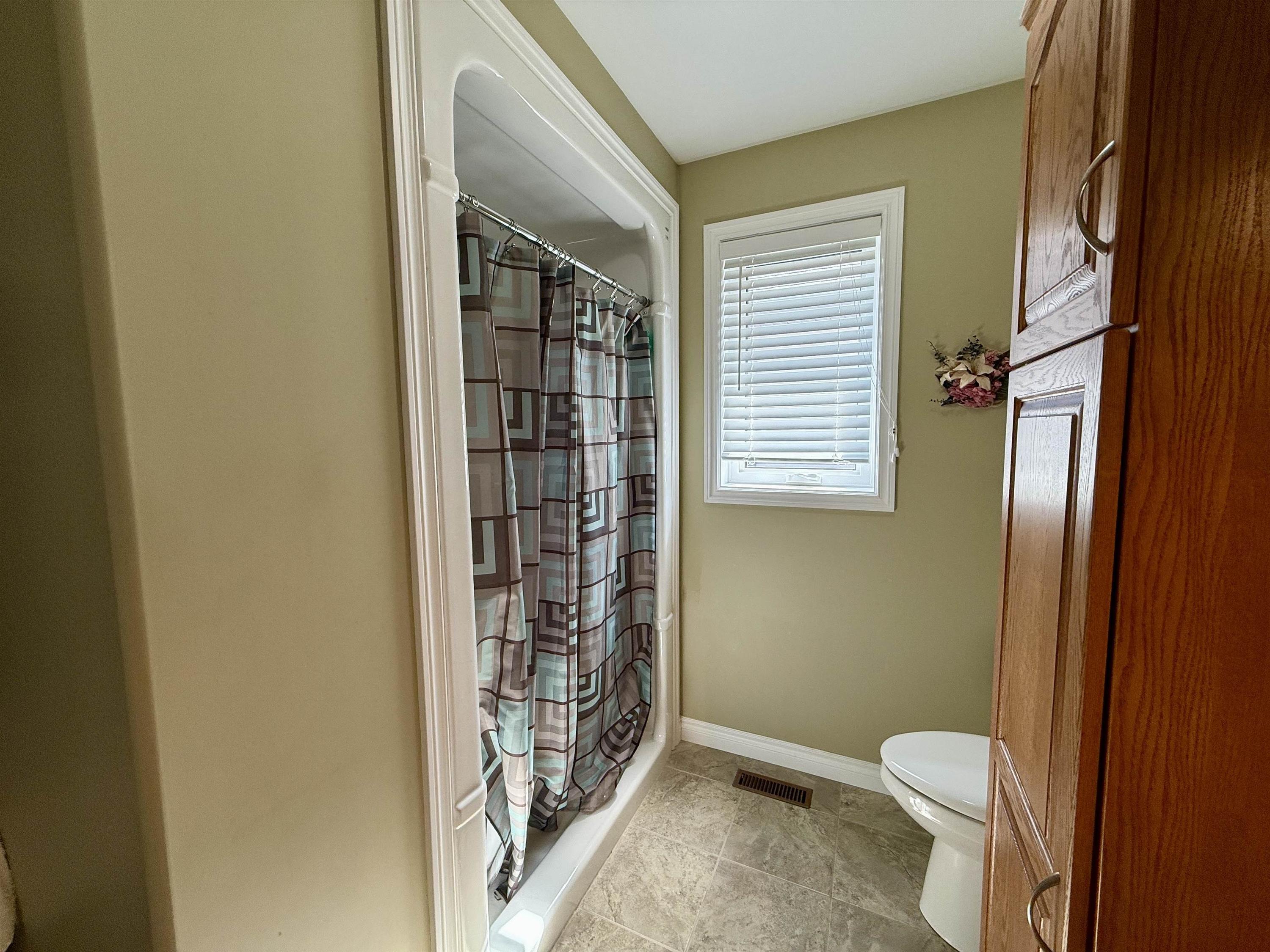 547 Fireweed Bay, Thunder Bay, ON