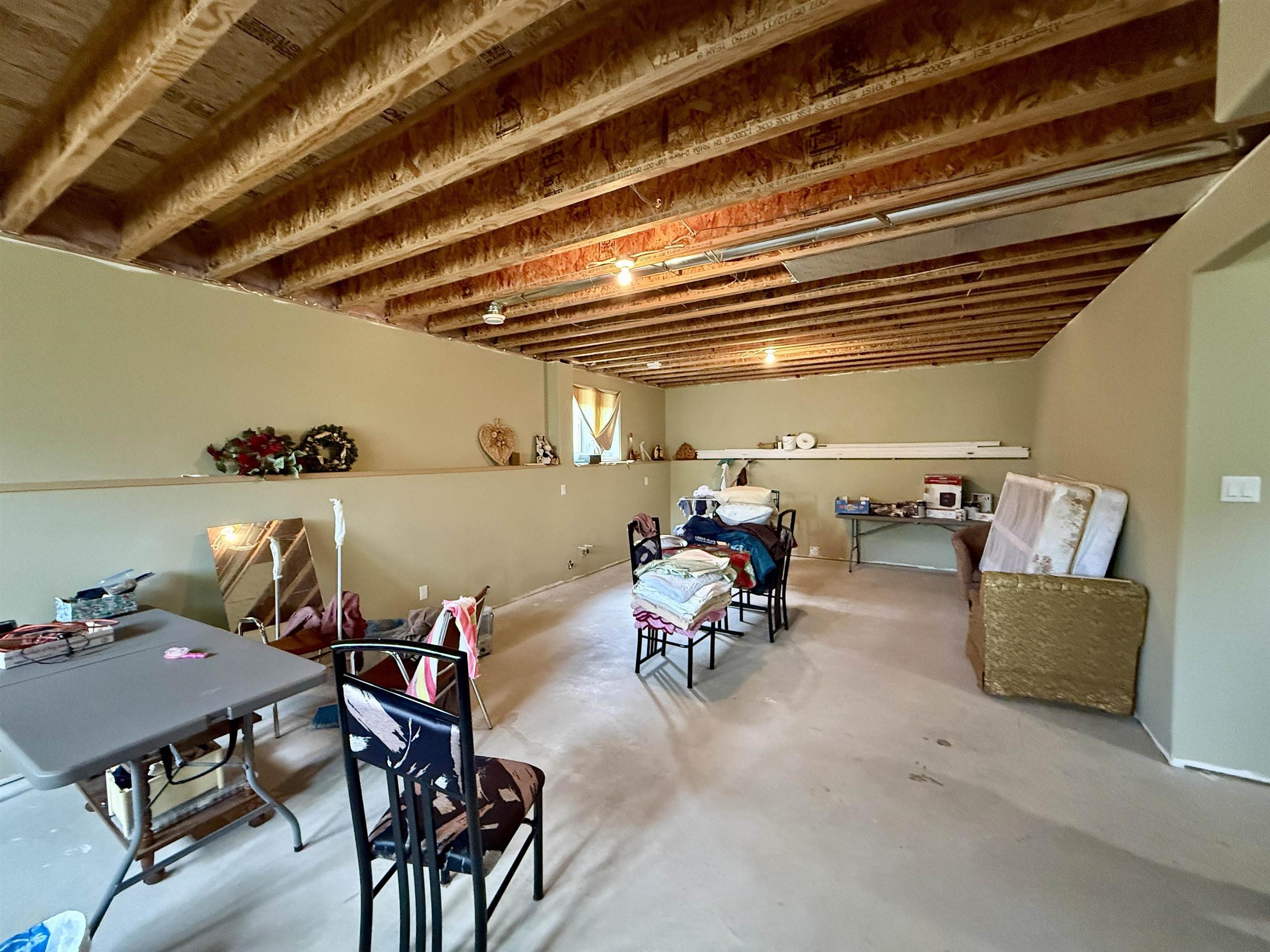 547 Fireweed Bay, Thunder Bay, ON