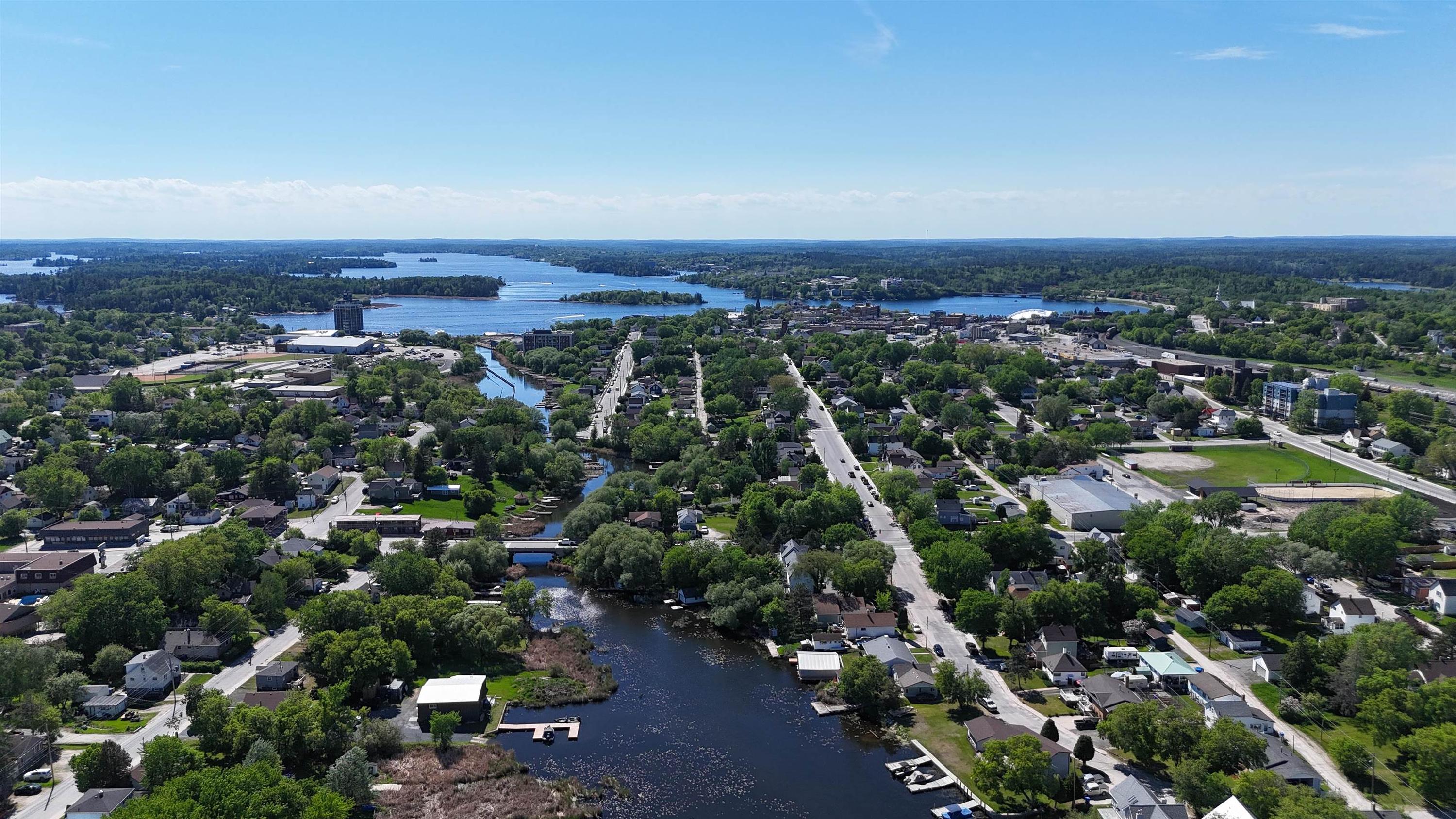 817 Second St S, Kenora, ON