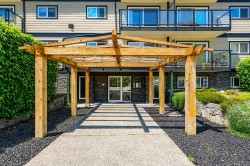 #310-218 Bayview Ave Ladysmith, BC V9G 1S8