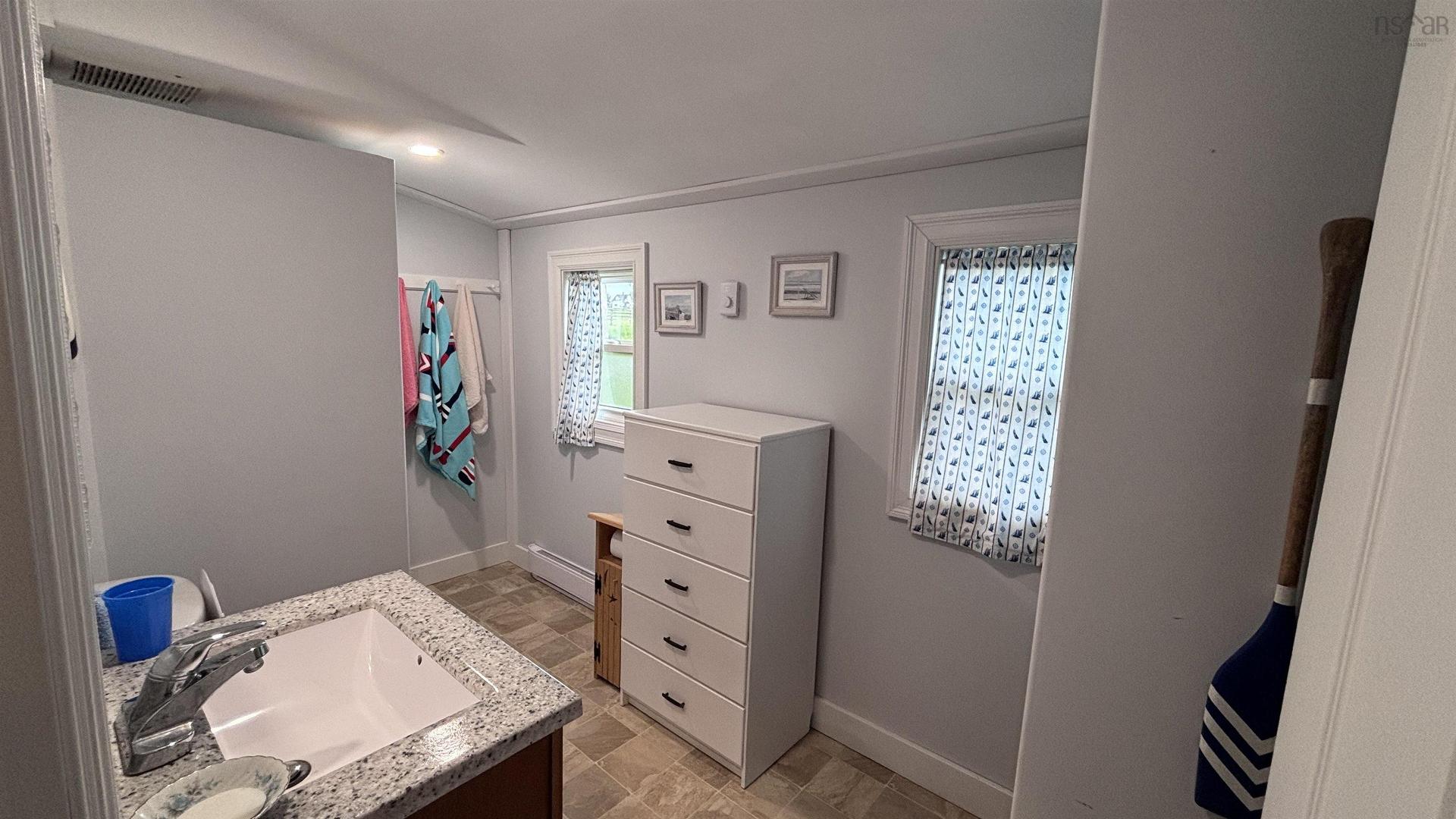11 Douglas Crescent, Marshville, NS